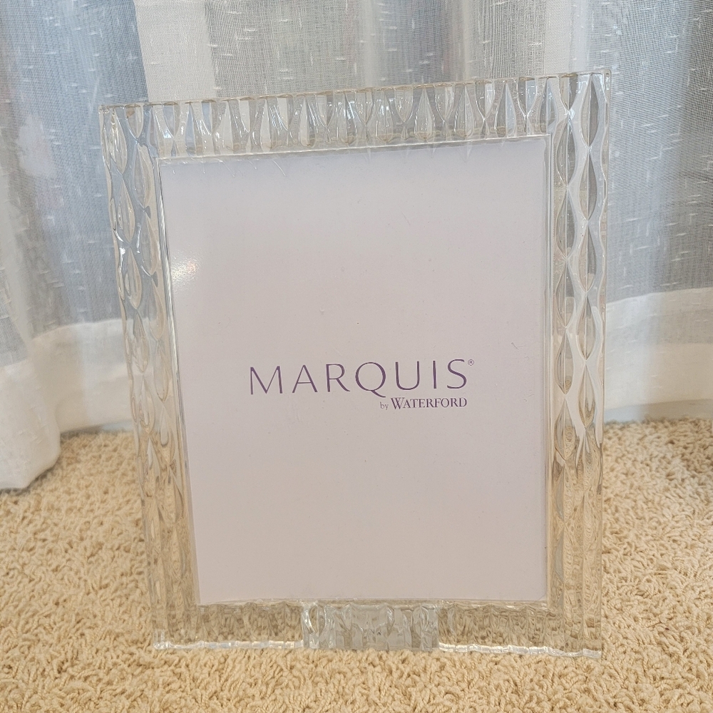 Marquis by Waterford Crystal Rainfall Photo Frame 8" x 10" NWT